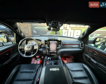 Черный Ram 1500, объемом двигателя 6.2 л и пробегом 43 тыс. км за 123000 $, фото 23 на Automoto.ua