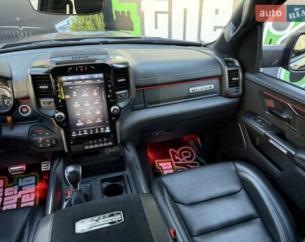 Черный Ram 1500, объемом двигателя 6.2 л и пробегом 43 тыс. км за 123000 $, фото 17 на Automoto.ua