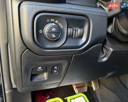 Черный Ram 1500, объемом двигателя 6.2 л и пробегом 43 тыс. км за 123000 $, фото 33 на Automoto.ua