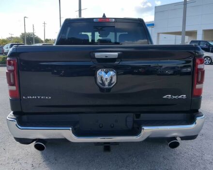 Ram 1500 2022 в Черкассах на Automoto.ua Черный Ram 1500, объемом двигателя 5.7 л и пробегом 19 тыс. км за 20400 $, фото 4 на Automoto.ua