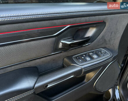 Черный Ram 1500, объемом двигателя 6.2 л и пробегом 43 тыс. км за 123000 $, фото 34 на Automoto.ua