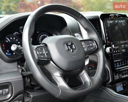 Ram 1500 2023 в Киеве на Automoto.ua Черный Ram 1500, объемом двигателя 6.2 л и пробегом 24 тыс. км за 155000 $, фото 39 на Automoto.ua