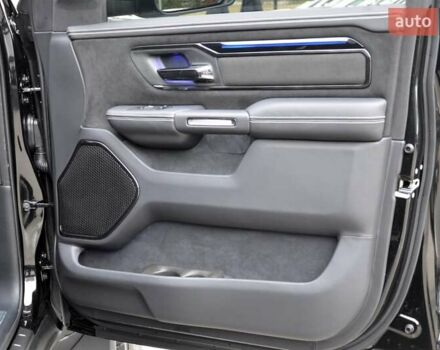 Ram 1500 2023 в Киеве на Automoto.ua Черный Ram 1500, объемом двигателя 6.2 л и пробегом 24 тыс. км за 155000 $, фото 51 на Automoto.ua