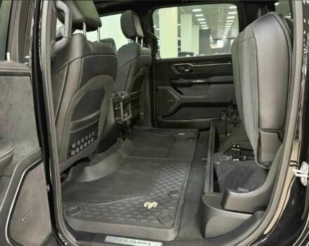Чорний Ram 1500, об'ємом двигуна 6.2 л та пробігом 13 тис. км за 88900 $, фото 12 на Automoto.ua