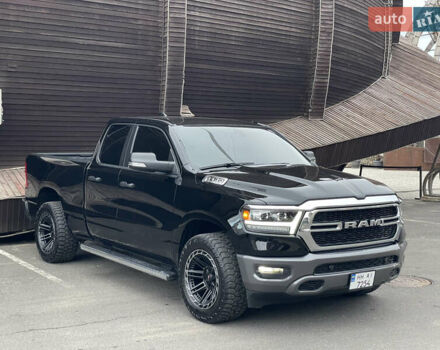 Ram 1500 2023 в Одессе на Automoto.ua Черный Ram 1500, объемом двигателя 3.6 л и пробегом 12 тыс. км за 36000 $, фото 2 на Automoto.ua