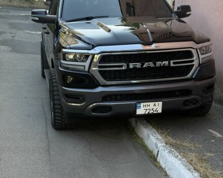 Черный Ram 1500, объемом двигателя 3.6 л и пробегом 12 тыс. км за 36000 $, фото 1 на Automoto.ua