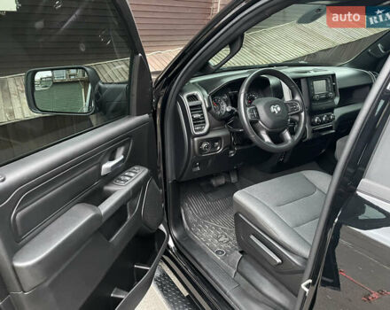 Ram 1500 2023 в Одессе на Automoto.ua Черный Ram 1500, объемом двигателя 3.6 л и пробегом 12 тыс. км за 36000 $, фото 6 на Automoto.ua