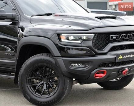 Ram 1500 2023 в Киеве на Automoto.ua Черный Ram 1500, объемом двигателя 6.2 л и пробегом 24 тыс. км за 155000 $, фото 3 на Automoto.ua