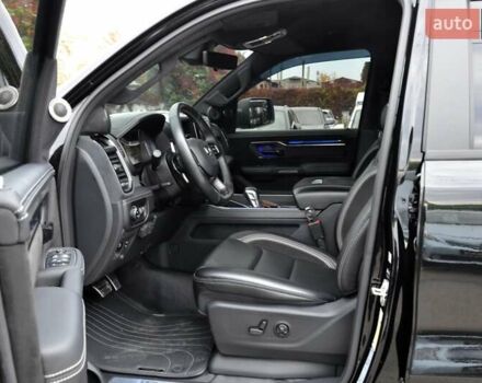 Ram 1500 2023 в Киеве на Automoto.ua Черный Ram 1500, объемом двигателя 6.2 л и пробегом 24 тыс. км за 155000 $, фото 36 на Automoto.ua