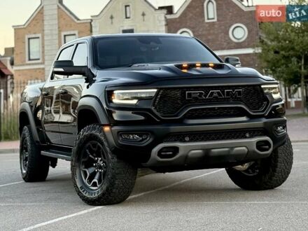 Ram 1500 2020 в Киеве на Automoto.ua Черный Ram 1500, объемом двигателя 0 л и пробегом 61 тыс. км за 109900 $, фото 1 на Automoto.ua