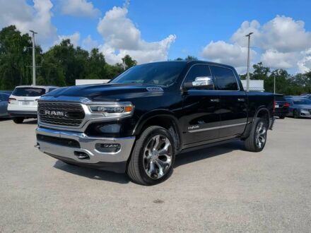 Ram 1500 2022 в Черкассах на Automoto.ua Черный Ram 1500, объемом двигателя 5.7 л и пробегом 19 тыс. км за 20400 $, фото 1 на Automoto.ua