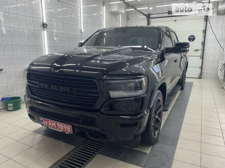 Черный Ram 1500, объемом двигателя 5.7 л и пробегом 5 тыс. км за 59999 $, фото 1 на Automoto.ua