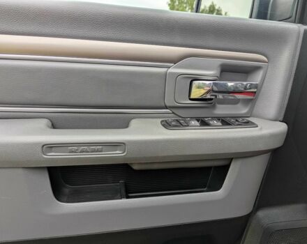 Красный Ram 1500, объемом двигателя 5.7 л и пробегом 230 тыс. км за 22000 $, фото 13 на Automoto.ua