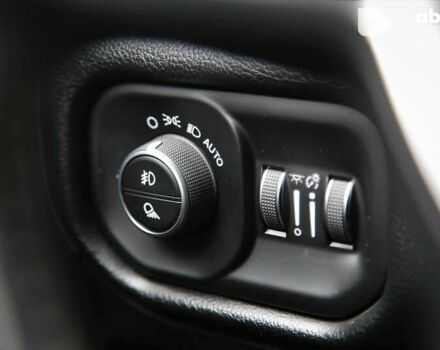 Ram 1500, объемом двигателя 5.7 л и пробегом 41 тыс. км за 53000 $, фото 22 на Automoto.ua