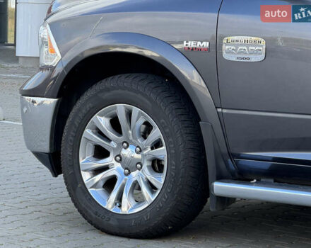 Серый Ram 1500, объемом двигателя 5.65 л и пробегом 77 тыс. км за 39900 $, фото 9 на Automoto.ua