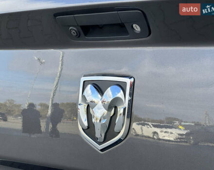 Серый Ram 1500, объемом двигателя 5.65 л и пробегом 77 тыс. км за 39900 $, фото 15 на Automoto.ua