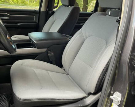 Серый Ram 1500, объемом двигателя 3.6 л и пробегом 50 тыс. км за 37500 $, фото 41 на Automoto.ua