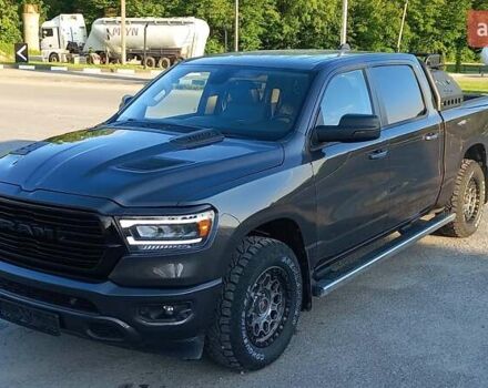 Ram 1500 2020 в Хмельницком на Automoto.ua Серый Ram 1500, объемом двигателя 5.65 л и пробегом 208 тыс. км за 32300 $, фото 1 на Automoto.ua
