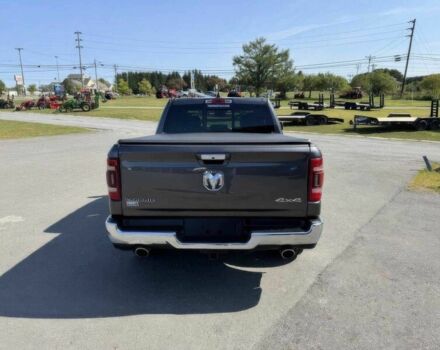 Ram 1500 2020 в Ровно на Automoto.ua Серый Ram 1500, объемом двигателя 5.7 л и пробегом 50 тыс. км за 29400 $, фото 3 на Automoto.ua