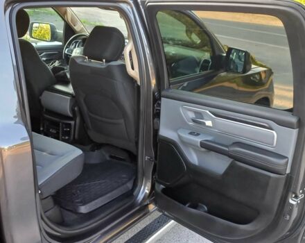 Сірий Ram 1500, об'ємом двигуна 5.7 л та пробігом 209 тис. км за 31000 $, фото 12 на Automoto.ua