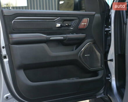 Серый Ram 1500, объемом двигателя 6.17 л и пробегом 26 тыс. км за 125000 $, фото 17 на Automoto.ua