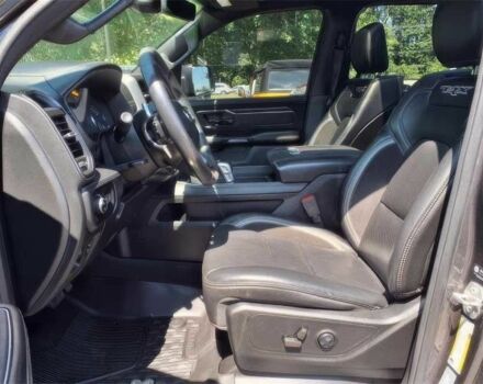 Ram 1500 2021 в Львове на Automoto.ua Серый Ram 1500, объемом двигателя 6.2 л и пробегом 13 тыс. км за 21000 $, фото 8 на Automoto.ua