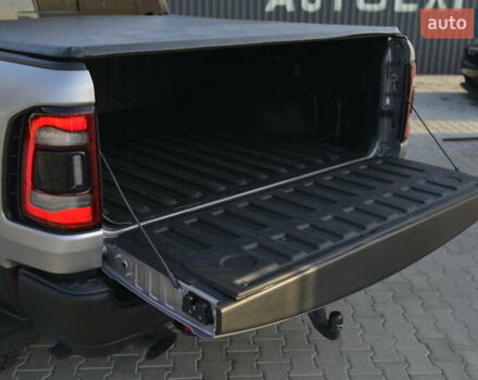 Серый Ram 1500, объемом двигателя 6.17 л и пробегом 26 тыс. км за 125000 $, фото 58 на Automoto.ua