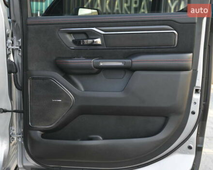 Серый Ram 1500, объемом двигателя 6.17 л и пробегом 26 тыс. км за 125000 $, фото 43 на Automoto.ua