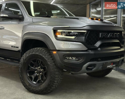 Серый Ram 1500, объемом двигателя 0 л и пробегом 12 тыс. км за 109900 $, фото 3 на Automoto.ua