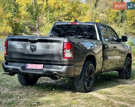 Ram 1500 2022 у Запоріжжя на Automoto.ua Сірий Ram 1500, об'ємом двигуна 5.65 л та пробігом 68 тис. км за 45000 $, фото 1 на Automoto.ua