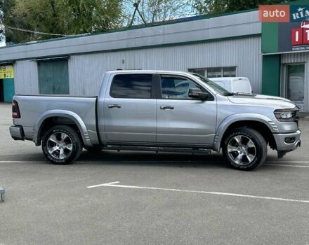 Серый Ram 1500, объемом двигателя 5.65 л и пробегом 21 тыс. км за 43990 $, фото 3 на Automoto.ua