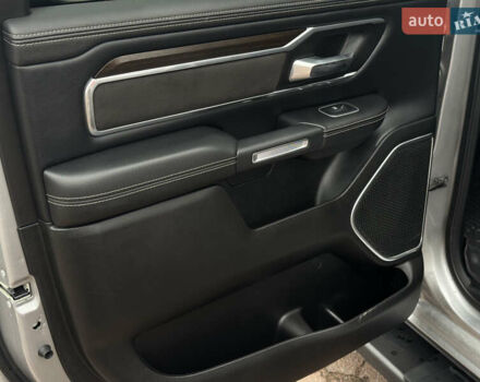 Серый Ram 1500, объемом двигателя 5.65 л и пробегом 21 тыс. км за 43990 $, фото 18 на Automoto.ua