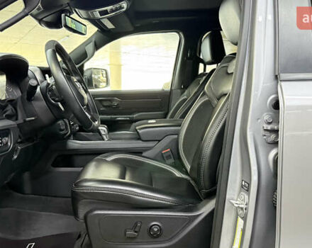 Серый Ram 1500, объемом двигателя 0 л и пробегом 12 тыс. км за 109900 $, фото 19 на Automoto.ua