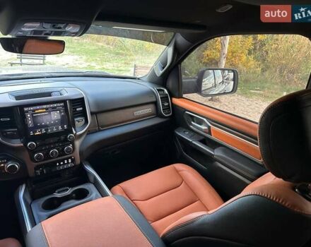 Ram 1500 2022 у Запоріжжя на Automoto.ua Сірий Ram 1500, об'ємом двигуна 5.65 л та пробігом 68 тис. км за 45000 $, фото 19 на Automoto.ua