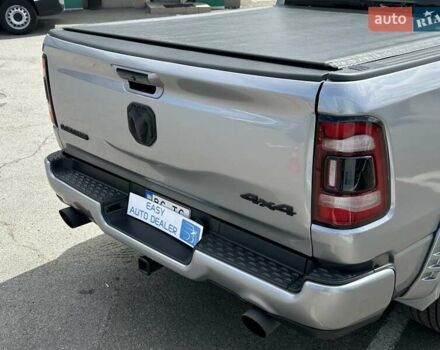 Серый Ram 1500, объемом двигателя 5.65 л и пробегом 21 тыс. км за 43990 $, фото 16 на Automoto.ua