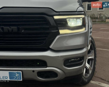 Серый Ram 1500, объемом двигателя 5.65 л и пробегом 21 тыс. км за 43990 $, фото 11 на Automoto.ua