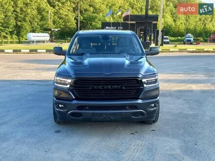 Ram 1500 2020 в Хмельницком на Automoto.ua Серый Ram 1500, объемом двигателя 5.65 л и пробегом 208 тыс. км за 31000 $, фото 1 на Automoto.ua