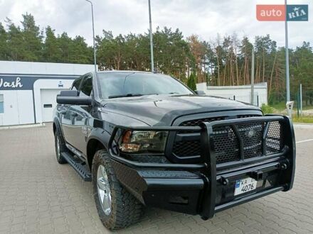 Ram 1500 2021 в Киеве на Automoto.ua Серый Ram 1500, объемом двигателя 5.7 л и пробегом 88 тыс. км за 25700 $, фото 1 на Automoto.ua