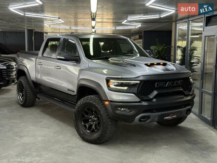 Серый Ram 1500, объемом двигателя 0 л и пробегом 12 тыс. км за 109900 $, фото 1 на Automoto.ua