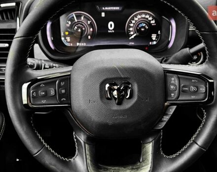 Ram 3500, объемом двигателя 6.7 л и пробегом 0 тыс. км за 130000 $, фото 5 на Automoto.ua