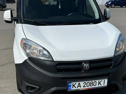 Белый Ram Promaster City, объемом двигателя 2.4 л и пробегом 164 тыс. км за 12000 $, фото 1 на Automoto.ua
