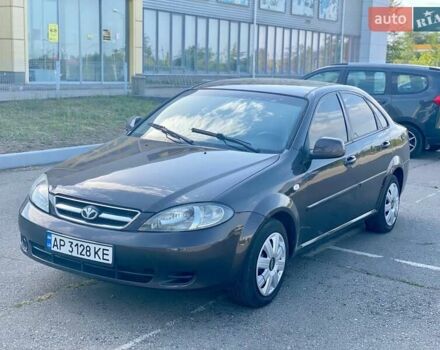 Коричневый Равон Gentra, объемом двигателя 1.49 л и пробегом 190 тыс. км за 4200 $, фото 5 на Automoto.ua