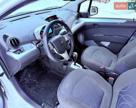 Білий Равон Р2, об'ємом двигуна 1.25 л та пробігом 75 тис. км за 6950 $, фото 19 на Automoto.ua