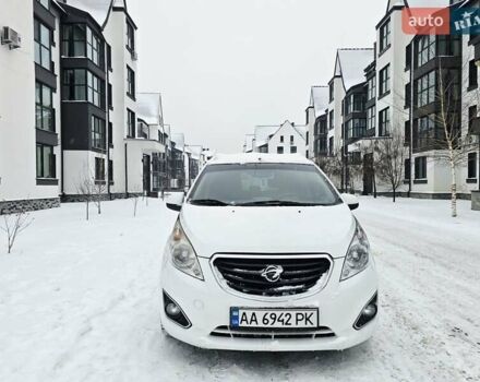 Білий Равон Р2, об'ємом двигуна 1.25 л та пробігом 46 тис. км за 7700 $, фото 1 на Automoto.ua