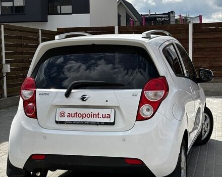 Білий Равон Р2, об'ємом двигуна 1.25 л та пробігом 177 тис. км за 6500 $, фото 6 на Automoto.ua
