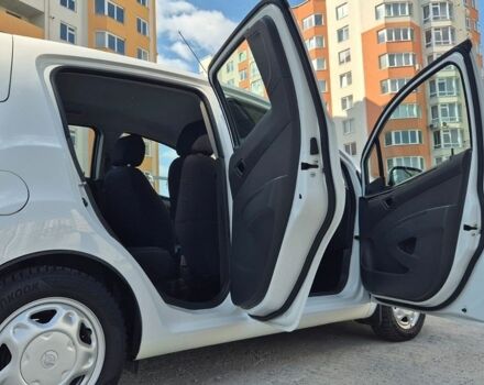 Білий Равон Р2, об'ємом двигуна 1.25 л та пробігом 55 тис. км за 7300 $, фото 11 на Automoto.ua