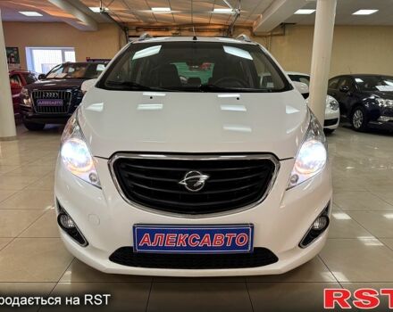 Білий Равон Р2, об'ємом двигуна 1.2 л та пробігом 36 тис. км за 7300 $, фото 5 на Automoto.ua