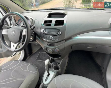 Білий Равон Р2, об'ємом двигуна 1.25 л та пробігом 75 тис. км за 7200 $, фото 9 на Automoto.ua