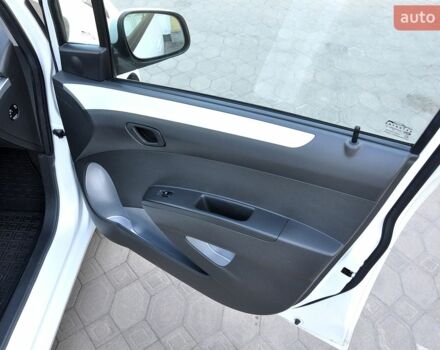 Білий Равон Р2, об'ємом двигуна 1.25 л та пробігом 65 тис. км за 6600 $, фото 8 на Automoto.ua