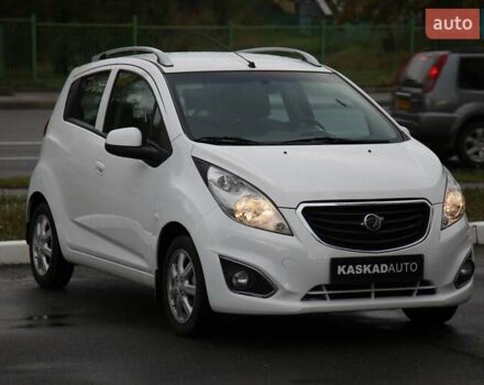 Белый Равон Р2, объемом двигателя 1.25 л и пробегом 43 тыс. км за 8400 $, фото 2 на Automoto.ua